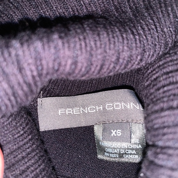 French connection  knit top - Picture 2 of 3